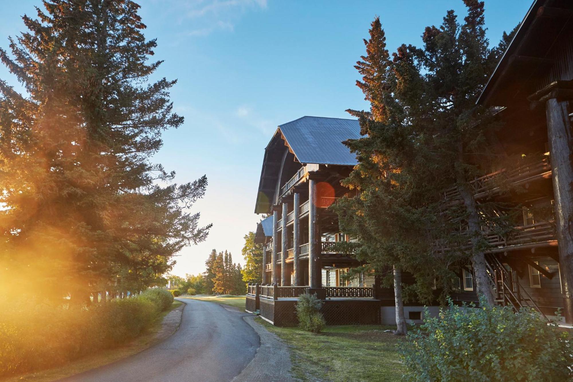 Glacier Park Lodge East Glacier Park Village Екстериор снимка
